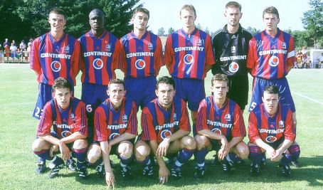 SM Caen 1999-2000 Richard Lecour en bas à gauche