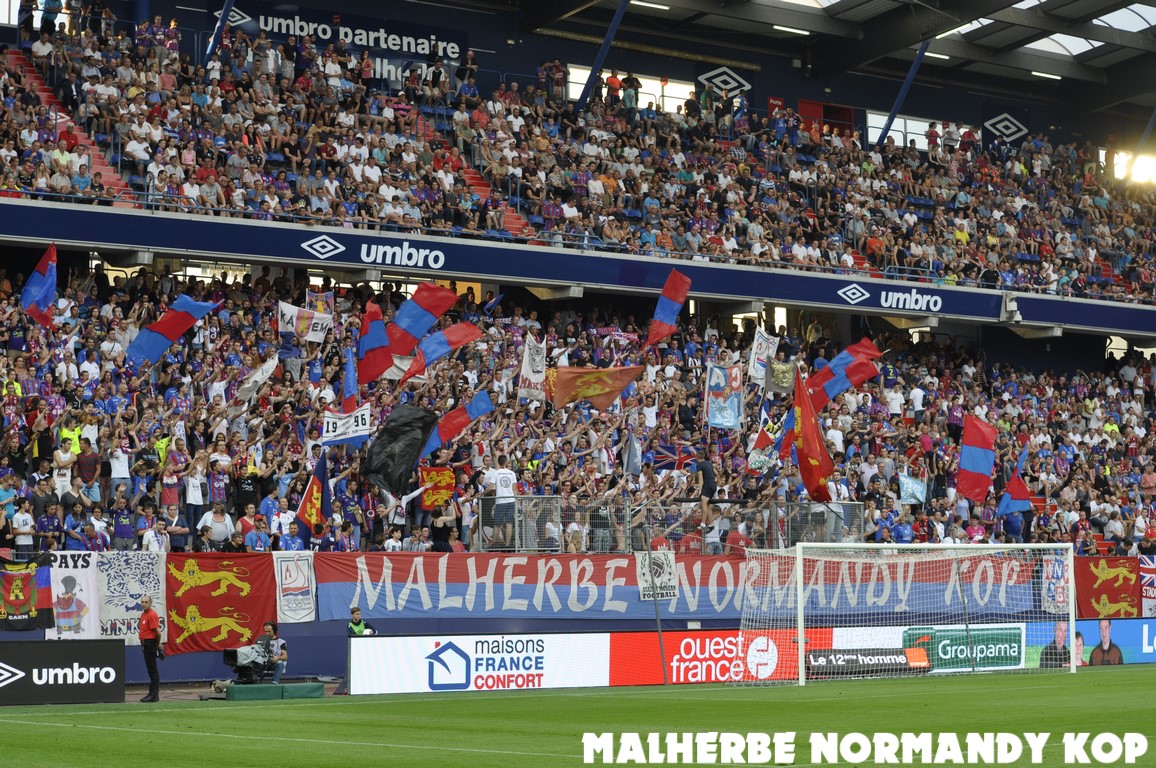 Mais qui a volé la bâche du MNK ?