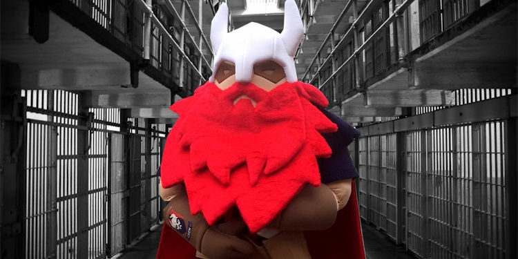 Vik la mascotte du Stade Malherbe vers la prison